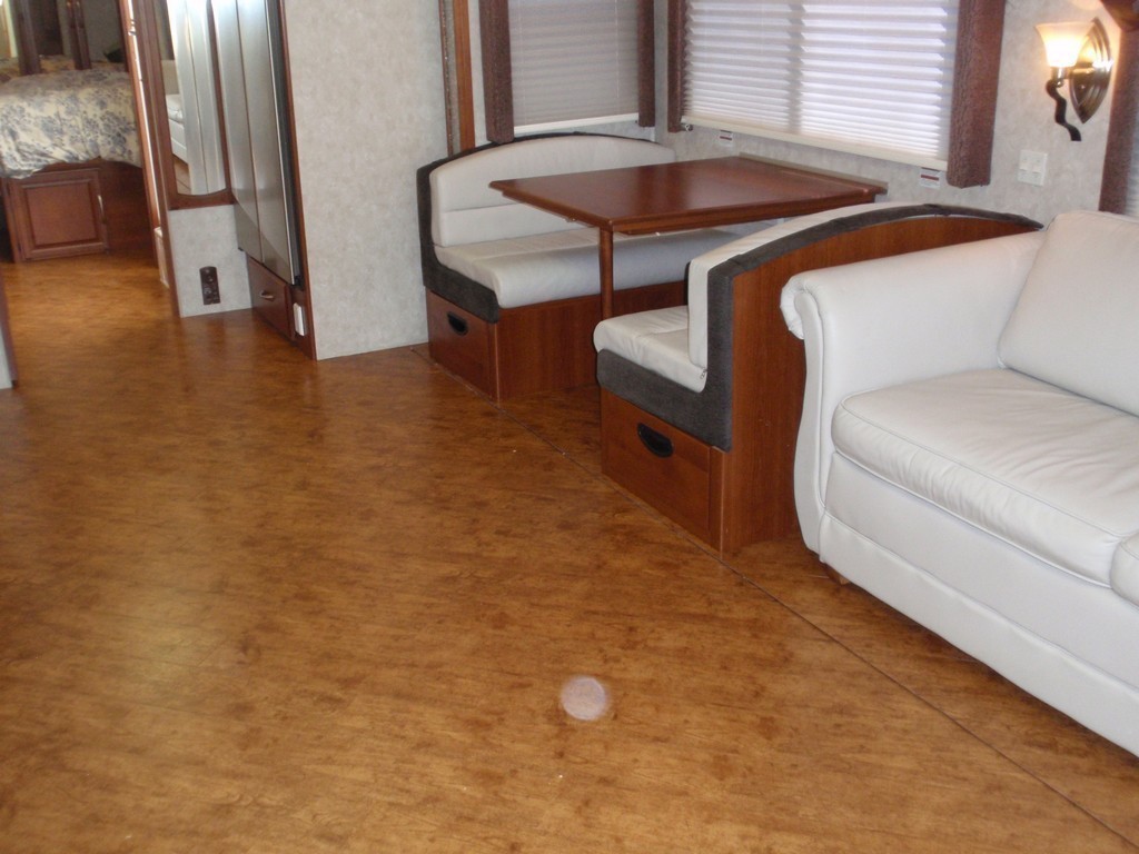 Excalibur Coach 2017 - Sanford, Florida - Prevost Sales and Service Excalibur Coach 2017 - Sanford, Florida - Prevost Sales and Service