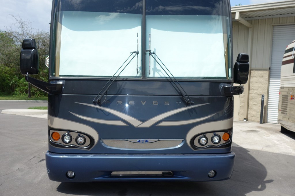 0001b  2009 Prevost H3-45 FTHR 2018 Facelift